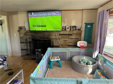 69 West View Avenue Cranston RI 02920