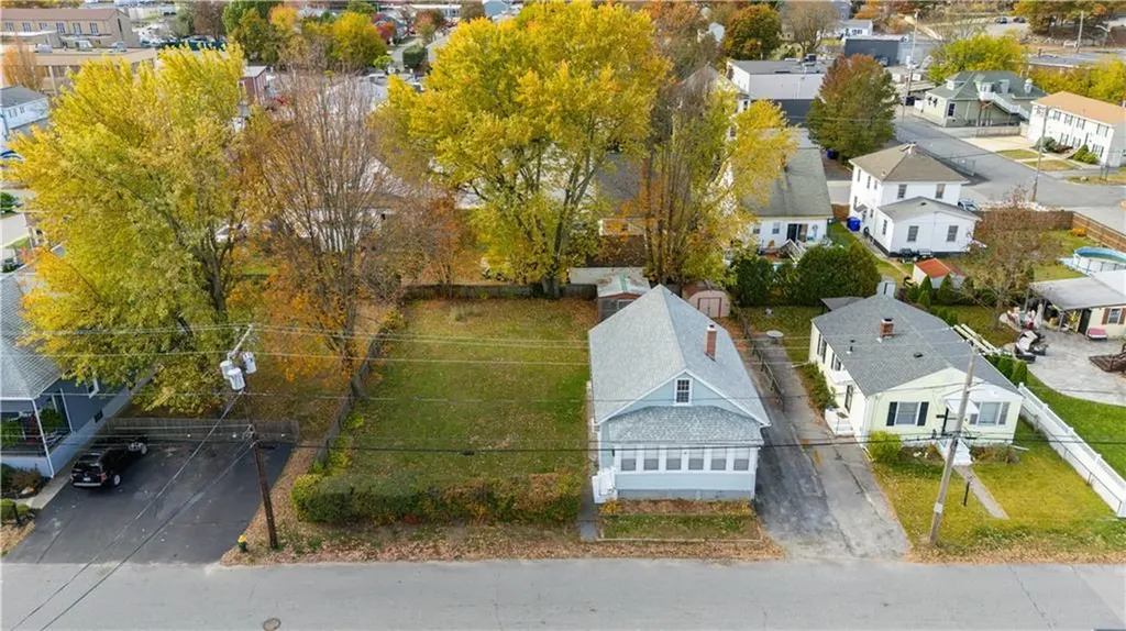 48 Cleveland Street North Providence RI 02904