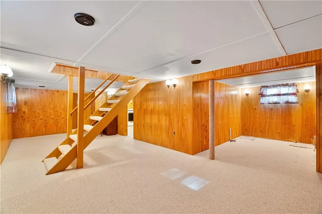 48 Cleveland Street North Providence RI 02904