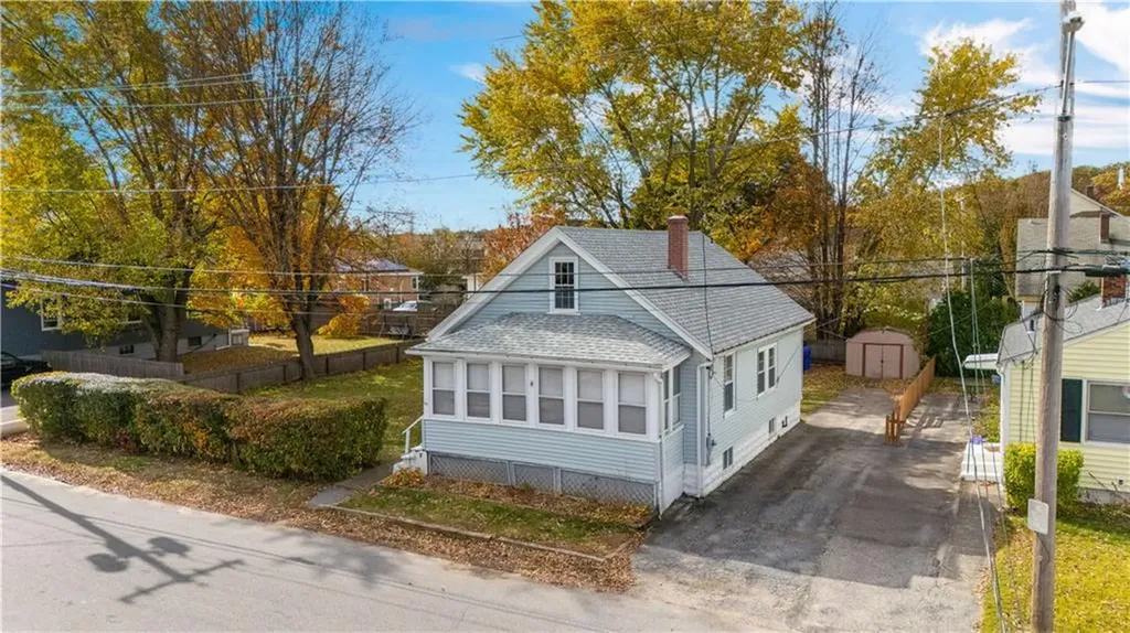 48 Cleveland Street North Providence RI 02904