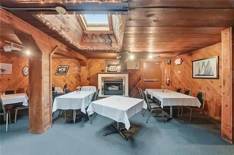 170 Franklin Street Bristol RI 02809