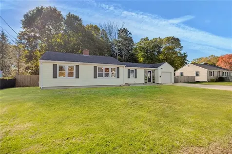 26 Hunts River Drive North Kingstown RI 02852