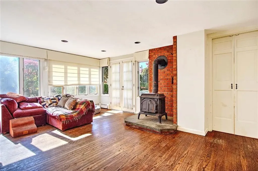 41 Wingate Road Providence RI 02906