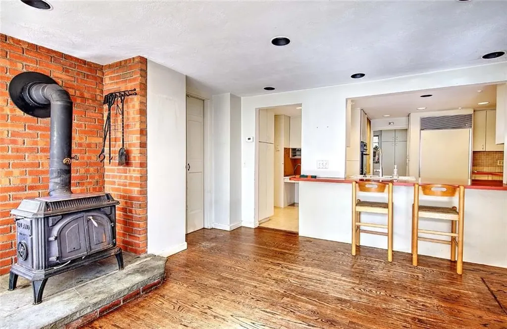 41 Wingate Road Providence RI 02906