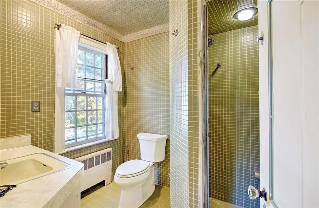 41 Wingate Road Providence RI 02906