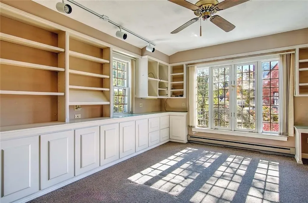 41 Wingate Road Providence RI 02906