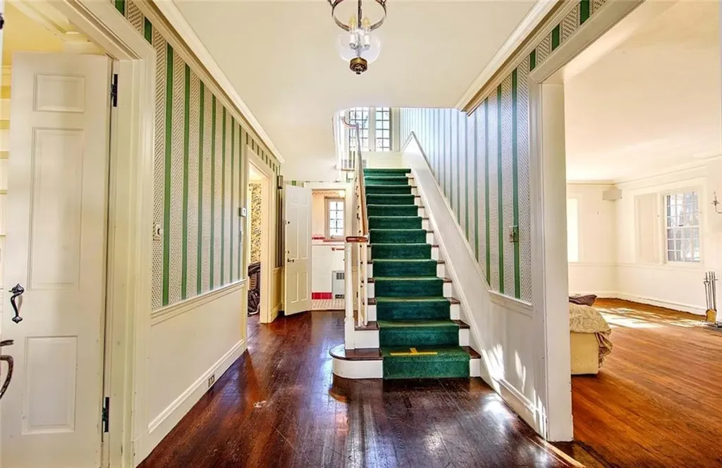 41 Wingate Road Providence RI 02906