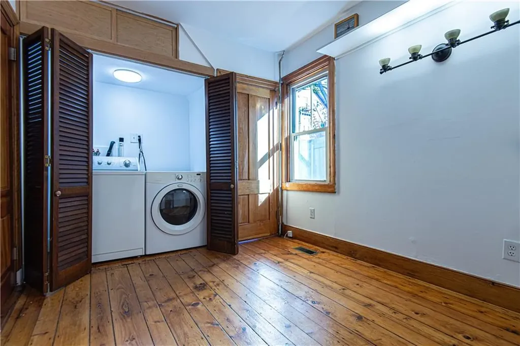 91 Jenkins Street Providence RI 02906