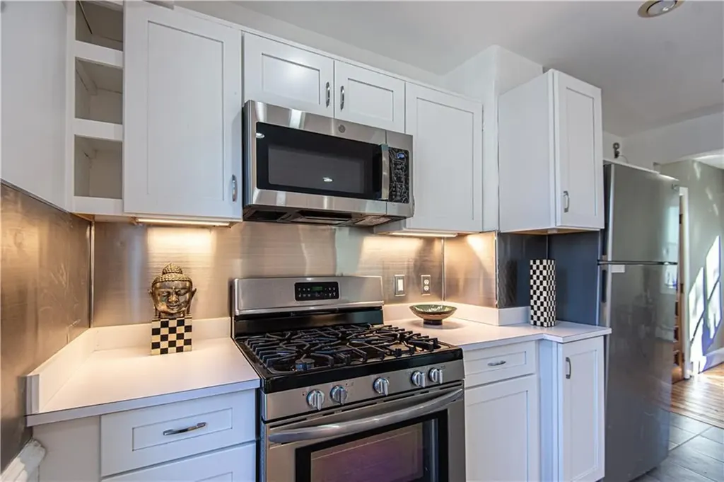 91 Jenkins Street Providence RI 02906