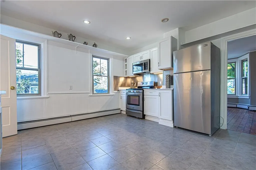 91 Jenkins Street Providence RI 02906