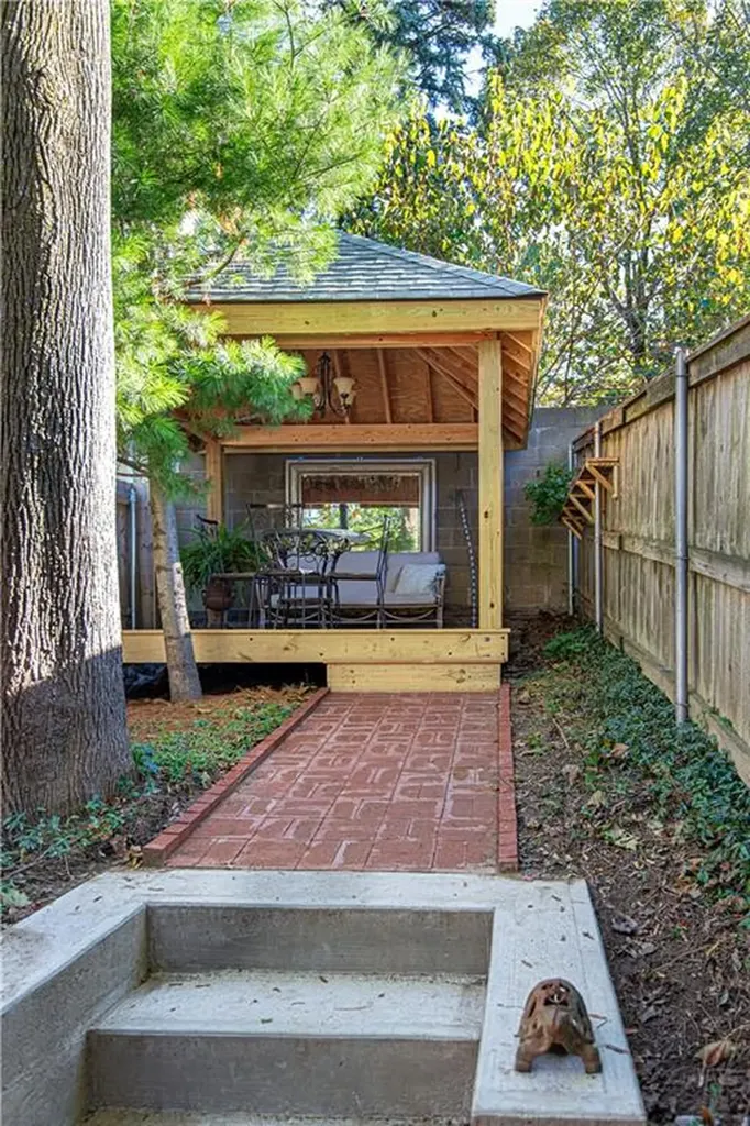 91 Jenkins Street Providence RI 02906