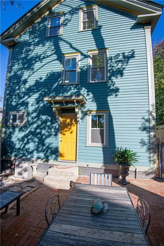 91 Jenkins Street Providence RI 02906