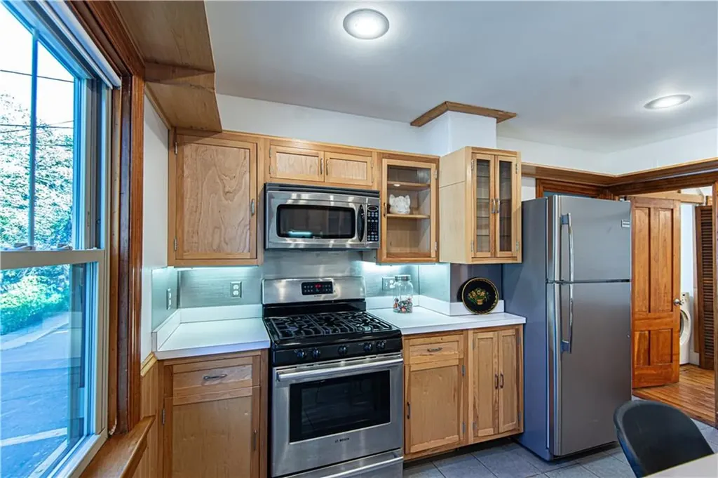 91 Jenkins Street Providence RI 02906
