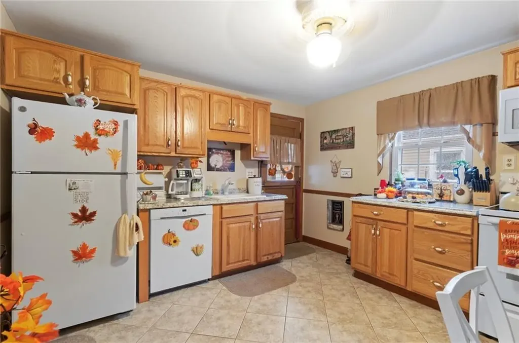 36 Dean Street Pawtucket RI 02861