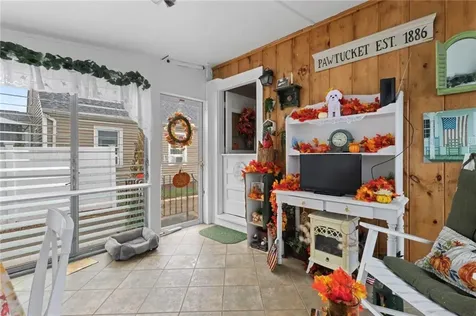 36 Dean Street Pawtucket RI 02861