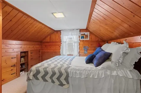 36 Dean Street Pawtucket RI 02861