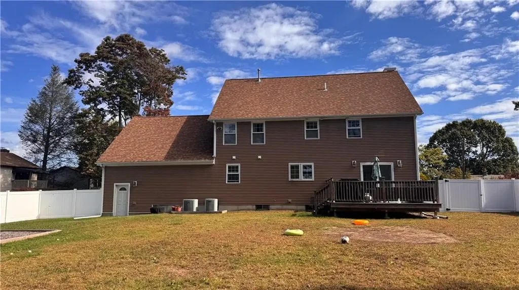 6 Utter Street North Providence RI 02904