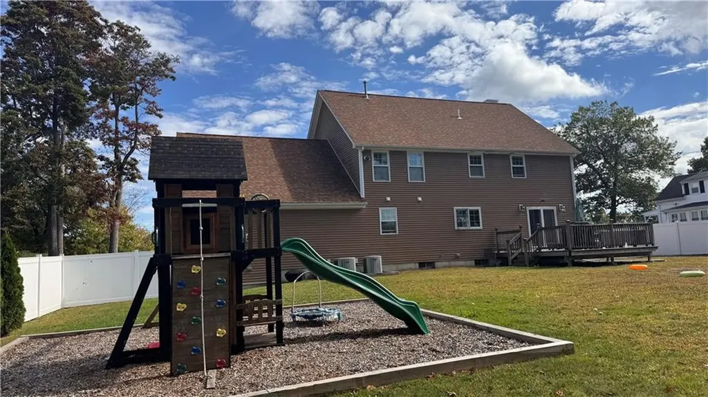 6 Utter Street North Providence RI 02904