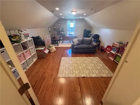 6 Utter Street North Providence RI 02904