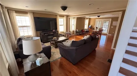 6 Utter Street North Providence RI 02904