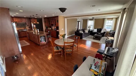 6 Utter Street North Providence RI 02904