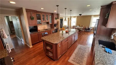 6 Utter Street North Providence RI 02904