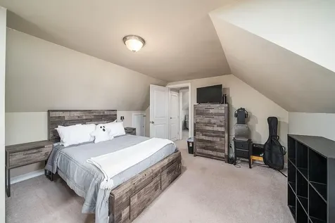 36 Bowen Briggs Avenue Warwick RI 02886