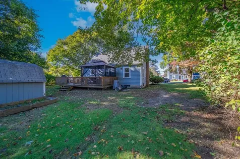 36 Bowen Briggs Avenue Warwick RI 02886