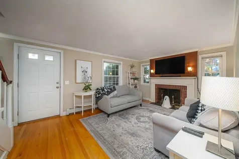 36 Bowen Briggs Avenue Warwick RI 02886