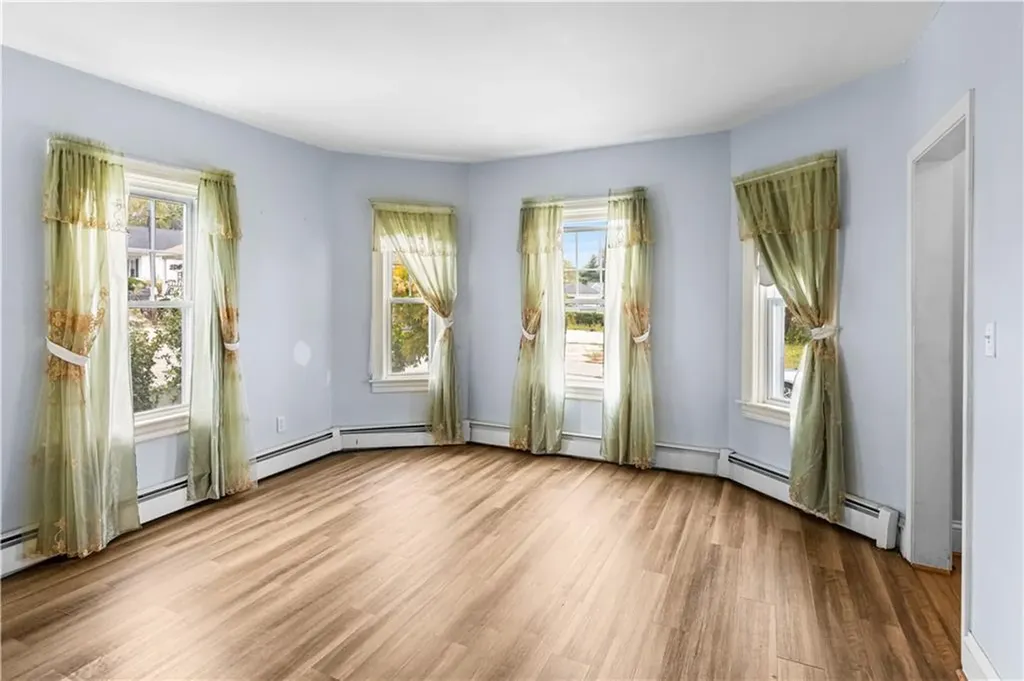 85 Winthrop Avenue Providence RI 02908