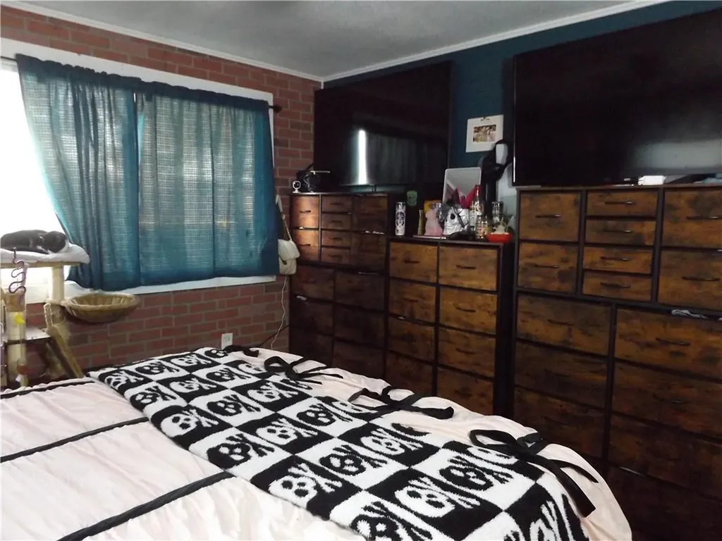 58 Rosella Avenue Pawtucket RI 02861