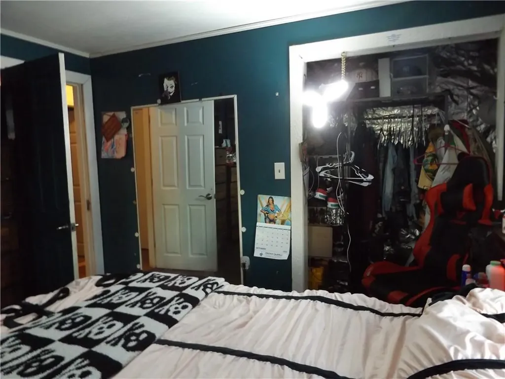 58 Rosella Avenue Pawtucket RI 02861