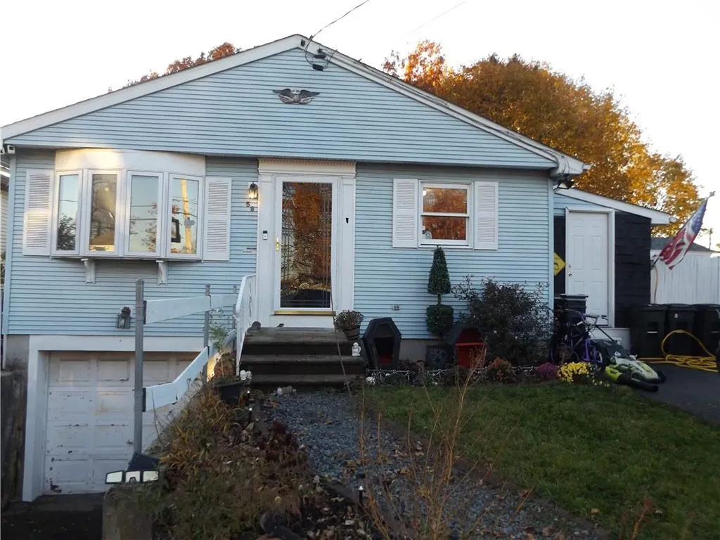 58 Rosella Avenue Pawtucket RI 02861