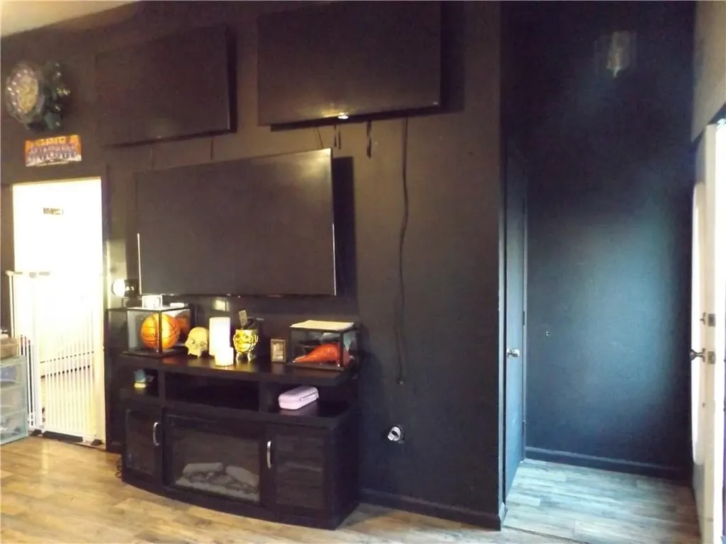 58 Rosella Avenue Pawtucket RI 02861