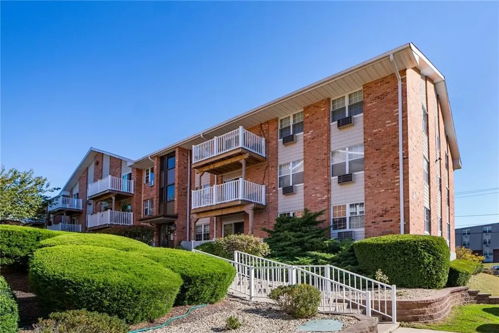 43 Bullocks Point Avenue East Providence RI 02915