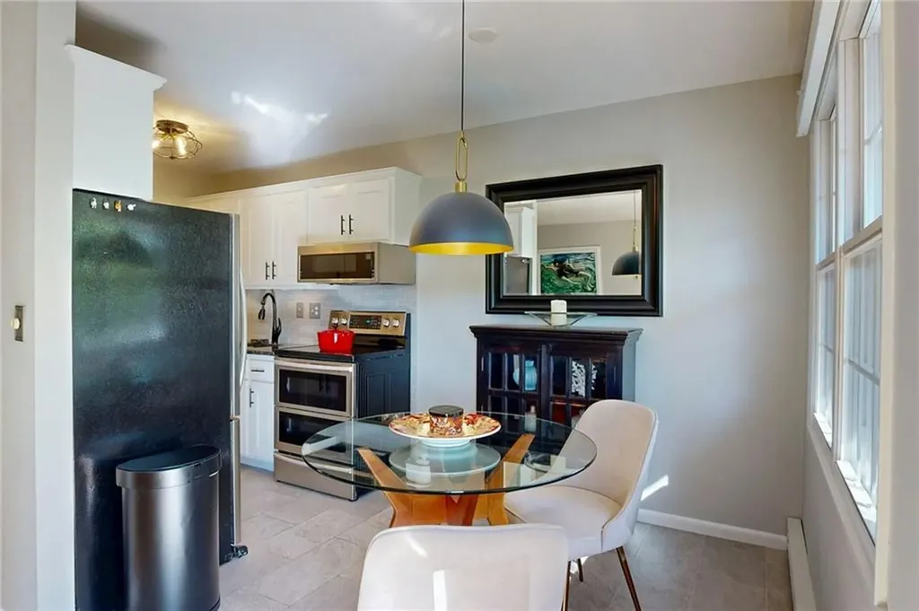 43 Bullocks Point Avenue East Providence RI 02915