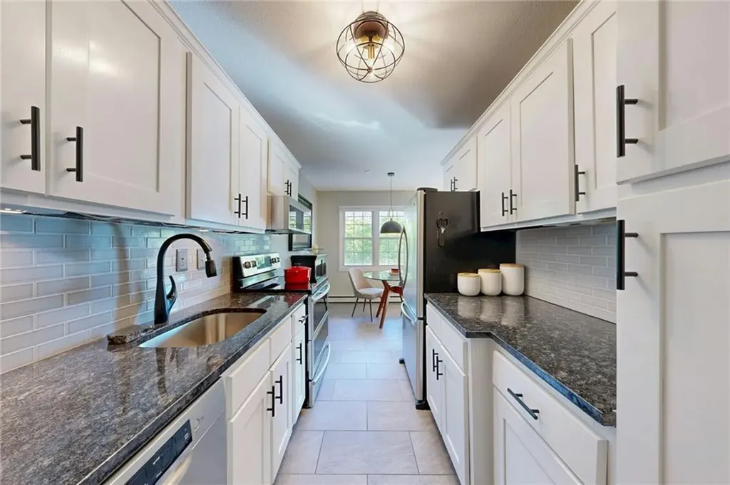 43 Bullocks Point Avenue East Providence RI 02915