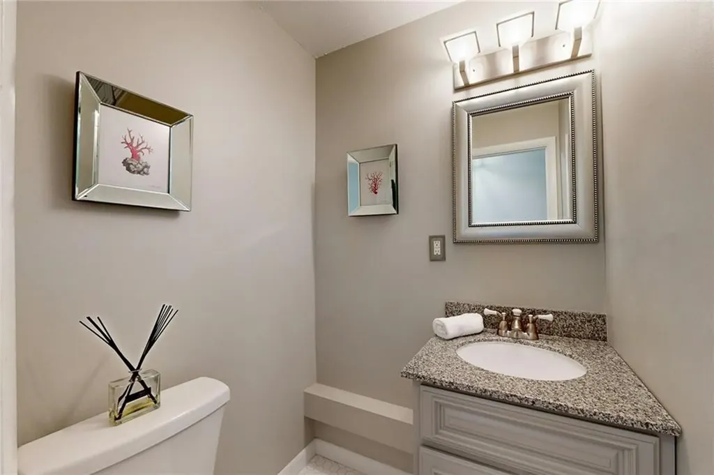 43 Bullocks Point Avenue East Providence RI 02915