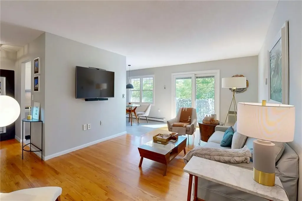 43 Bullocks Point Avenue East Providence RI 02915