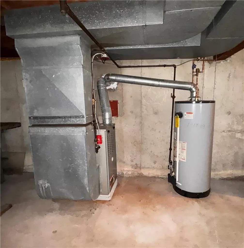 33 Howard Avenue North Providence RI 02911