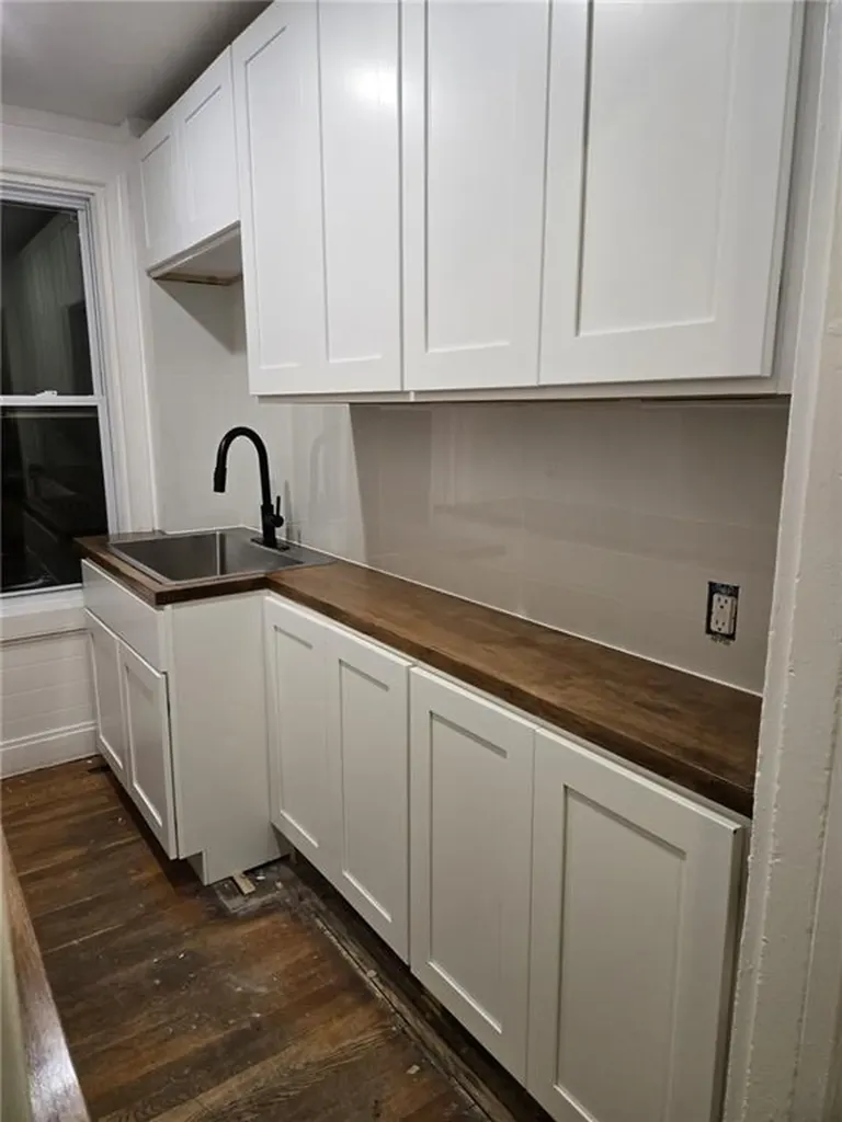 47 Alverson Avenue Providence RI 02909