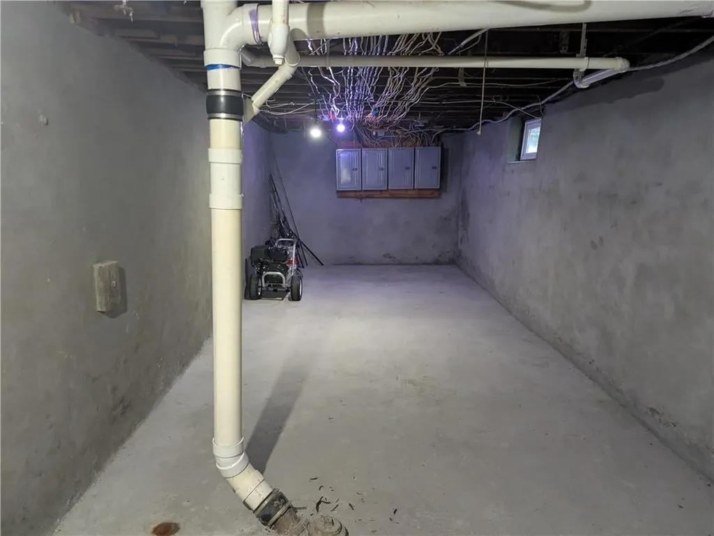 47 Alverson Avenue Providence RI 02909