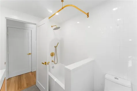 7 Carpenter Avenue Barrington RI 02806