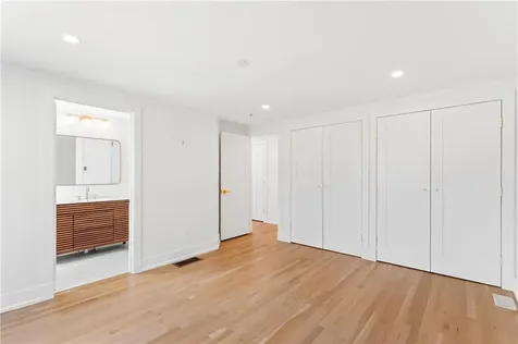 7 Carpenter Avenue Barrington RI 02806