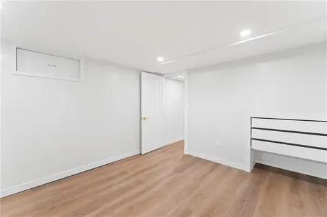 7 Carpenter Avenue Barrington RI 02806