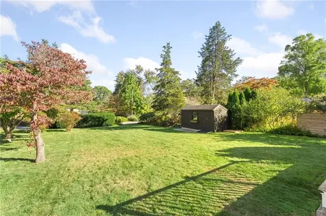 7 Carpenter Avenue Barrington RI 02806