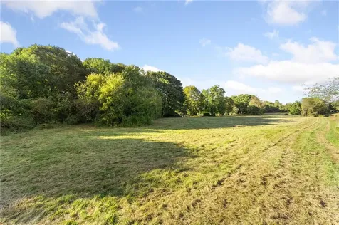 7 Carpenter Avenue Barrington RI 02806