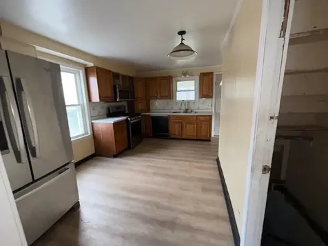 179 Columbine Avenue Pawtucket RI 02861