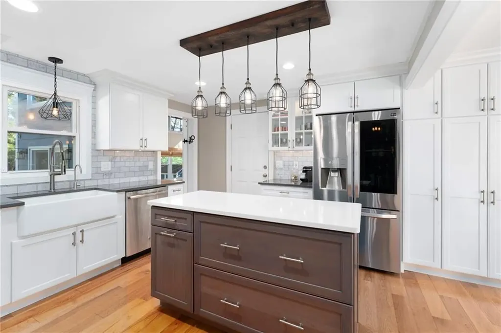 180 Boulder View Drive Warwick RI 02886