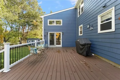 180 Boulder View Drive Warwick RI 02886